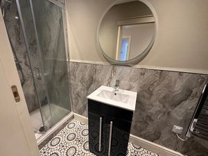 Photo 5- click for photo gallery